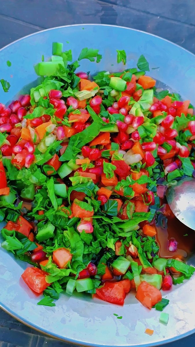 طبق سلطة