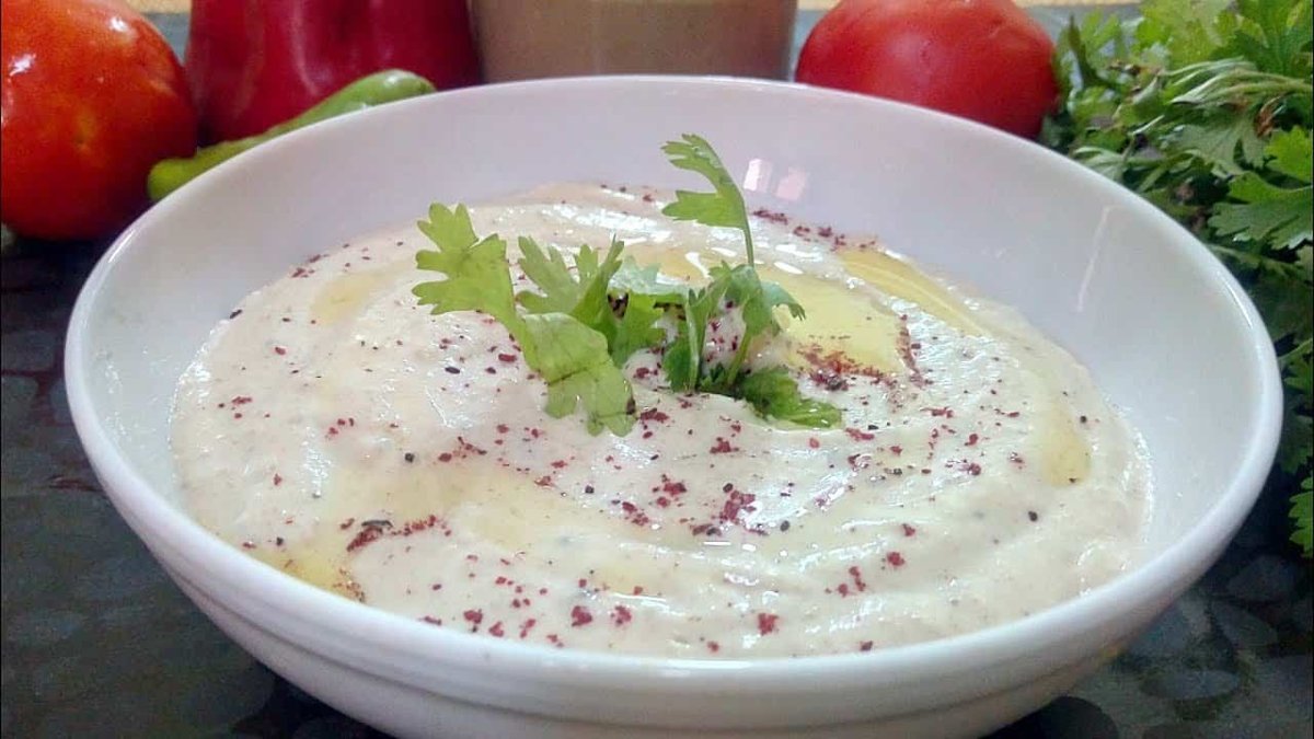 علبة طحينة