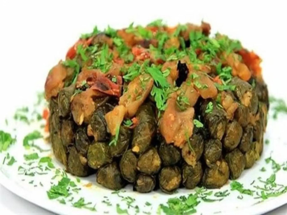 طاجن ورق عنب بالكوارع
